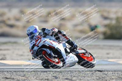 media/Dec-07-2025-CVMA (Sun) [[3e7d2de5dc]]/Race 12- Formula 40 MW and LW/